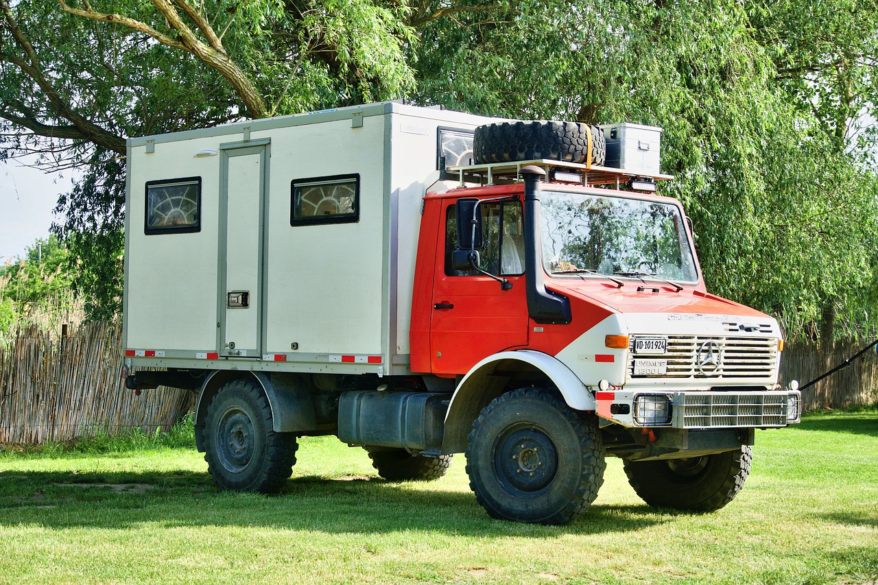 Camper Truck Transportation Vehicle  - MemoryCatcher / Pixabay